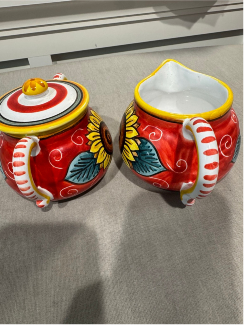 SBERNA DERUTA Red & Yellow Floral Creamer & Sugar Set One Size - Picture 3 of 13